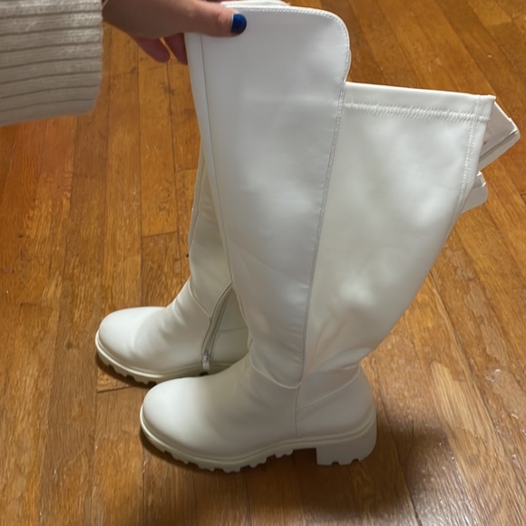 White tall boots - Picture 3 of 3
